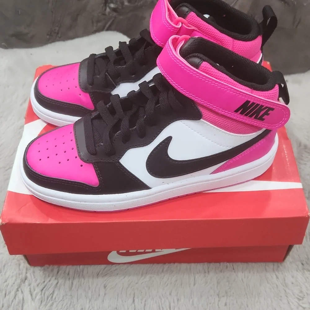 Nike High-Tops in Pink and Black Girls Court Borough Mid 2 Sz 3.5 - Picture 4 of 8